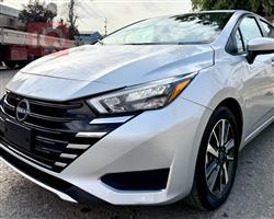 نيسان فيرسا